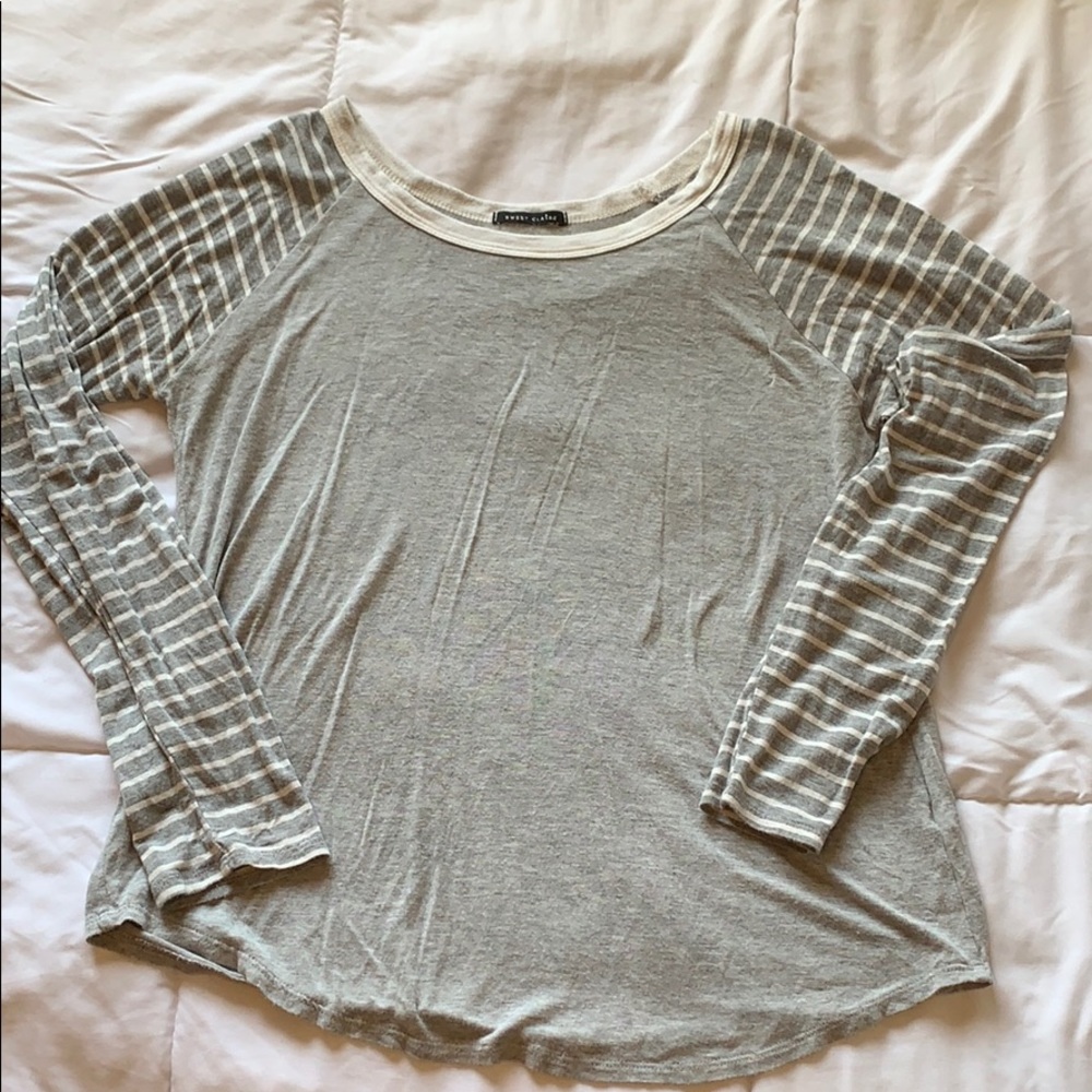 Long sleeve baseball t